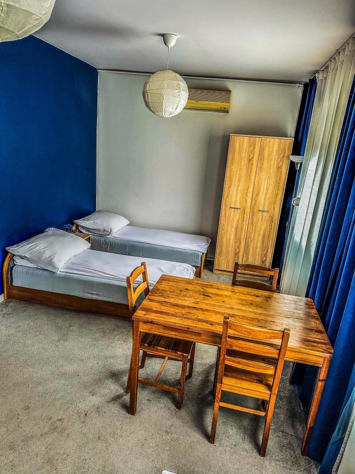 Hostel Demi Krasków Εξωτερικό φωτογραφία